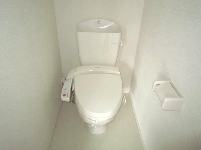 物件内観写真13　(トイレ)