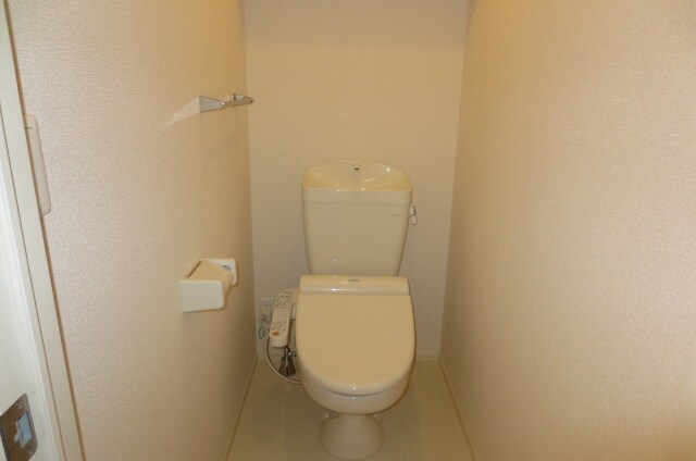 物件内観写真13　(トイレ)