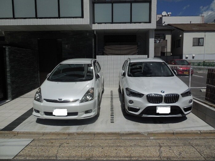 物件外観写真3　(駐輪場)