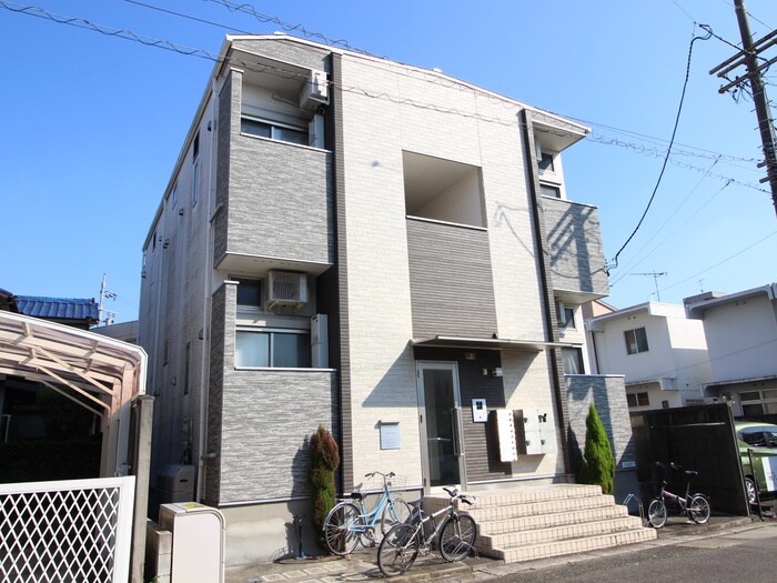 物件外観写真2　(外観写真)