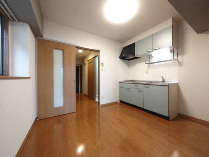 物件内観写真10　(居室)