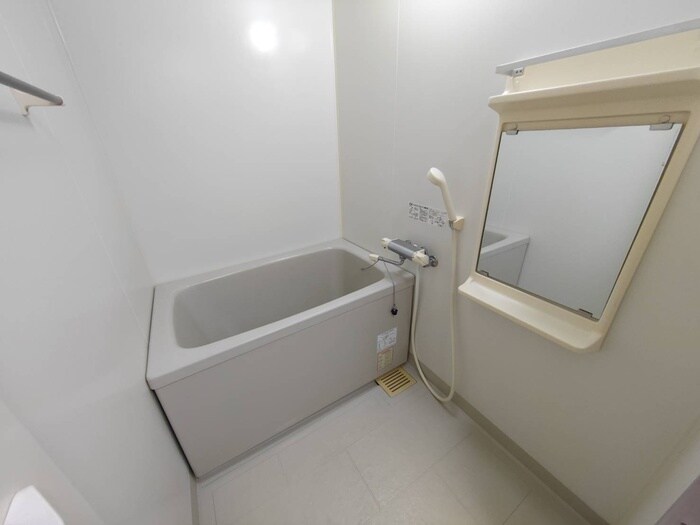 物件内観写真12　(バス／シャワールーム等)
