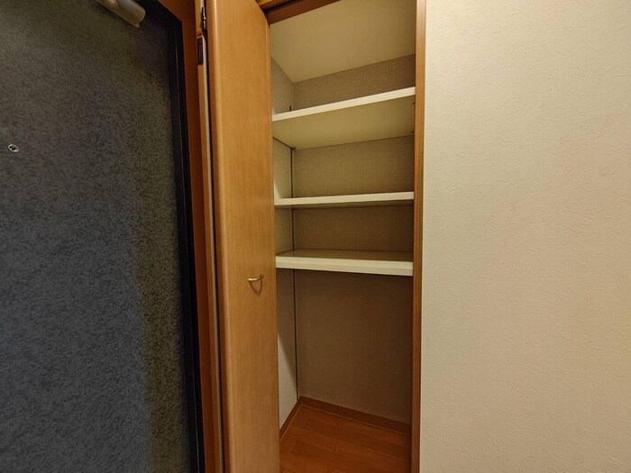 物件内観写真17　(靴箱)