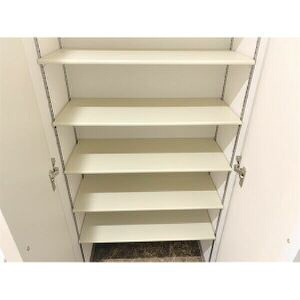 物件内観写真14　(靴箱)