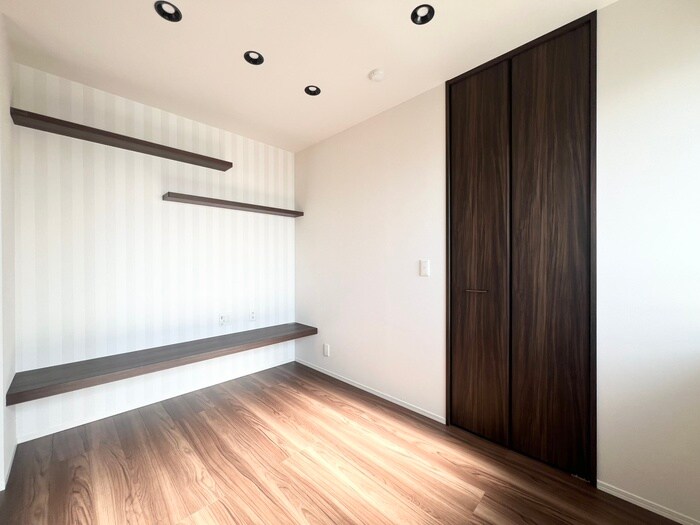 物件内観写真9　(居室)