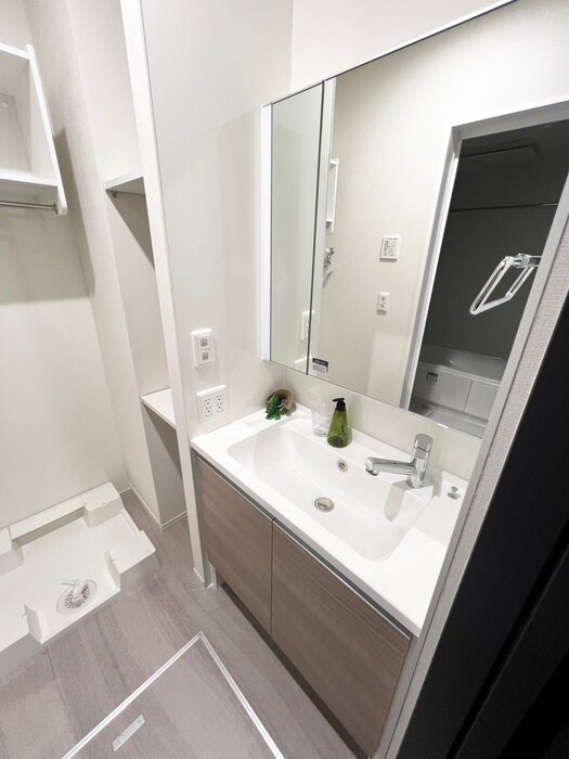 物件内観写真11　(洗面)