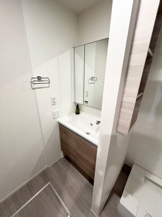 物件内観写真11　(洗面)