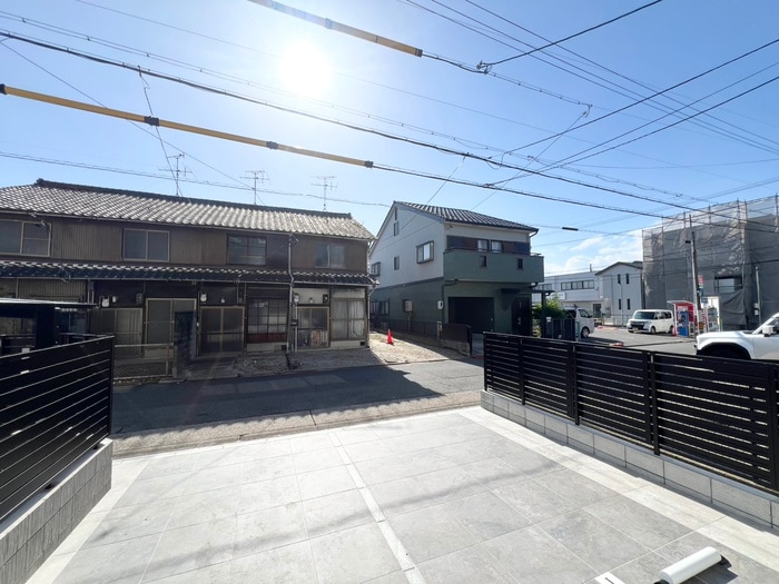 物件内観写真22　(室内からの展望)