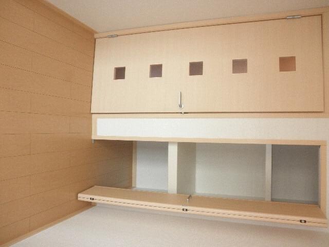 物件内観写真10　(収納)