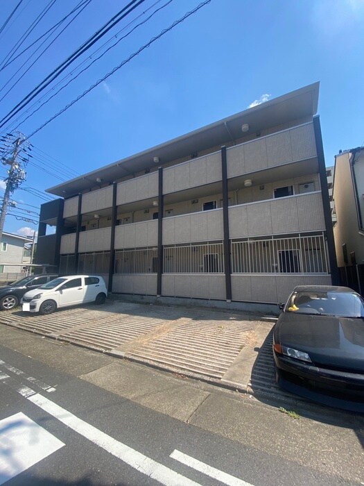 物件外観写真2　(外観写真)