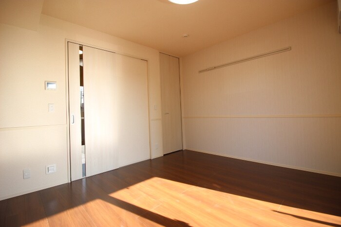 物件内観写真12　(居室)