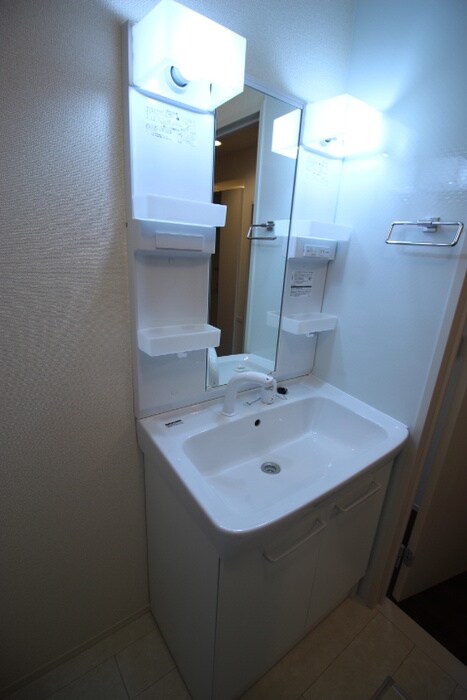 物件内観写真12　(洗面)