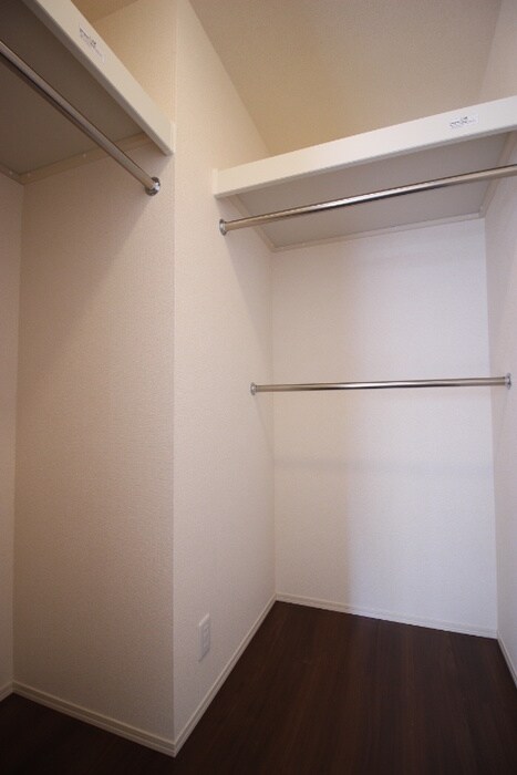 物件内観写真13　(収納)