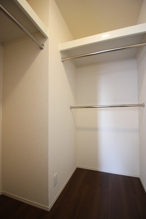 物件内観写真14　(収納)