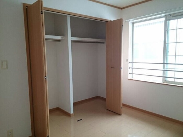 物件内観写真13　(収納)