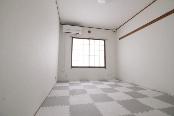 物件内観写真10　(居室)