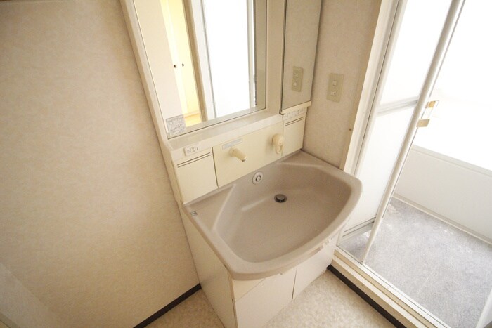 物件内観写真15　(洗面)