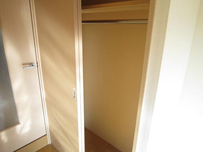 物件内観写真11　(収納)