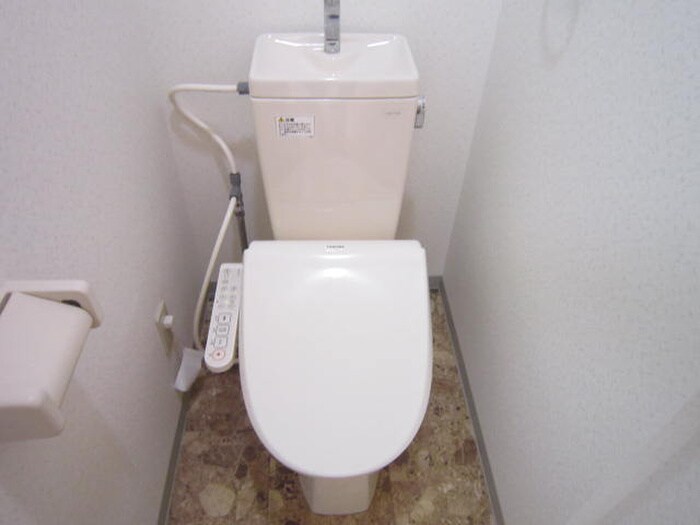 物件内観写真14　(トイレ)