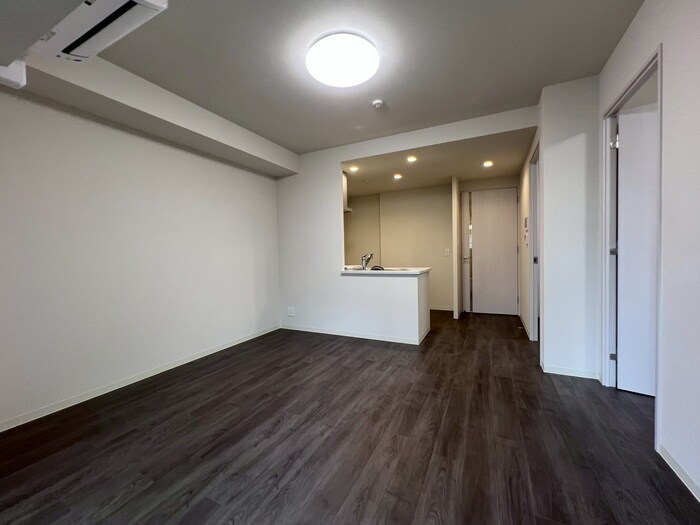 物件内観写真3　(居室)