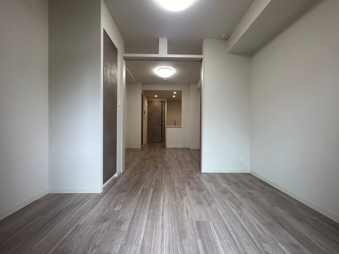 物件内観写真3　(居室)