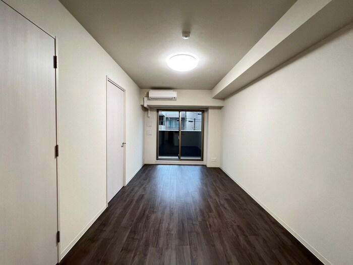 物件内観写真3　(居室)