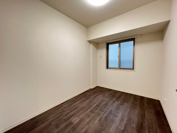 物件内観写真4　(居室)