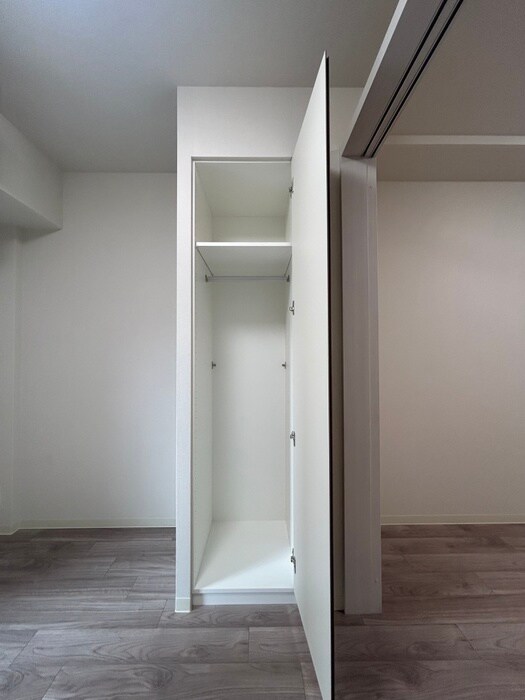 物件内観写真5　(収納)