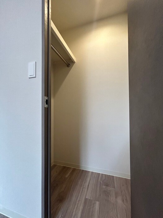 物件内観写真5　(収納)