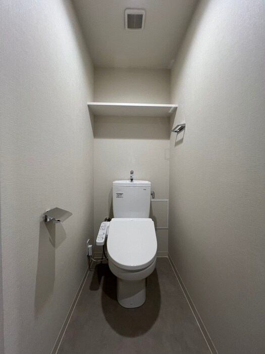 物件内観写真8　(トイレ)