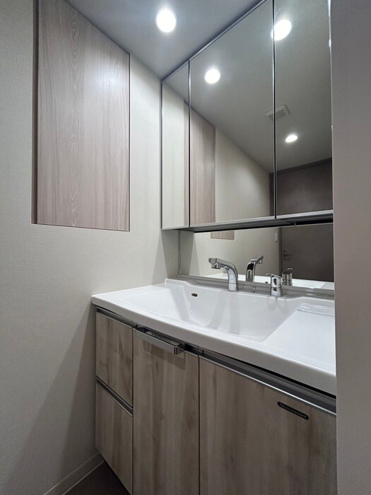 物件内観写真9　(洗面)