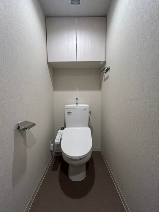 物件内観写真9　(トイレ)