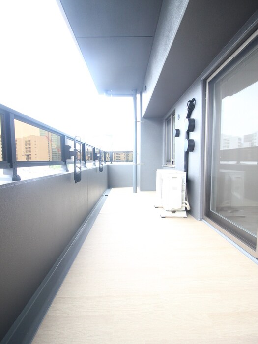 物件内観写真11　(ベランダ・バルコニー)