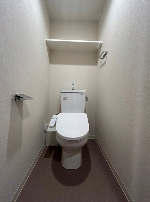 物件内観写真11　(トイレ)