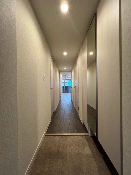 物件内観写真12　(廊下)