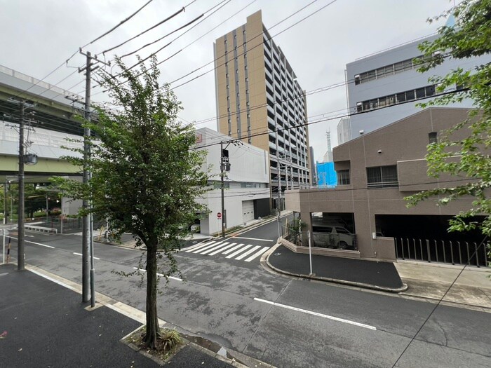 物件内観写真12　(室内からの展望)