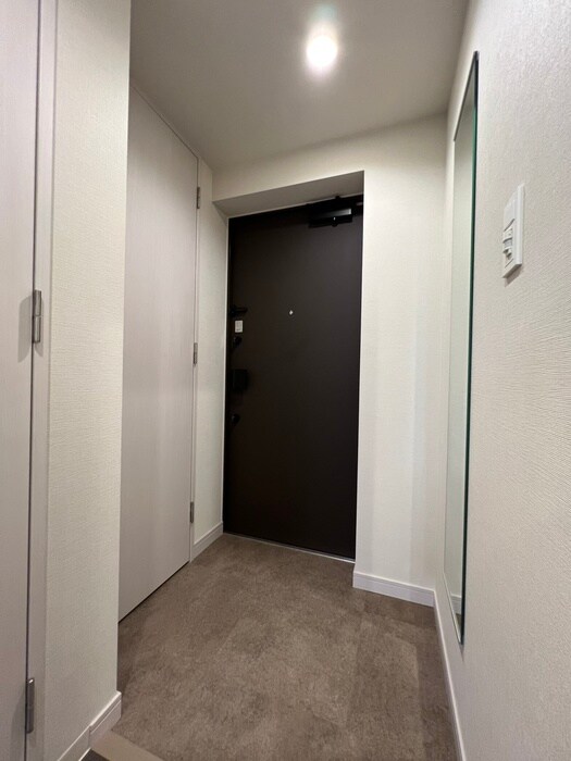 物件内観写真14　(玄関)