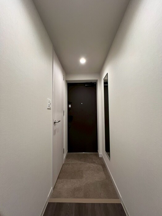 物件内観写真14　(玄関)