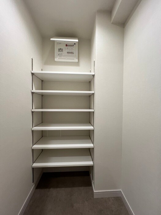 物件内観写真15　(靴箱)