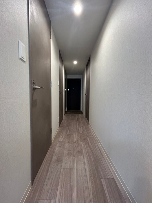 物件内観写真16　(廊下)