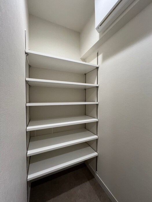 物件内観写真16　(廊下)