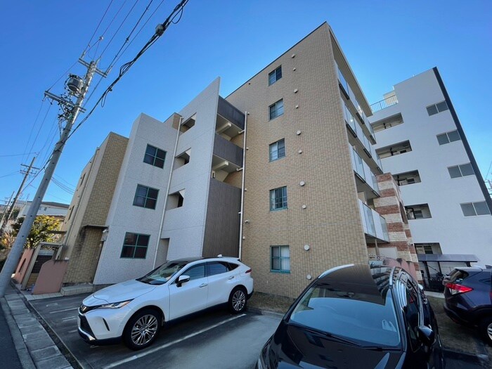 物件外観写真6　(外観写真)