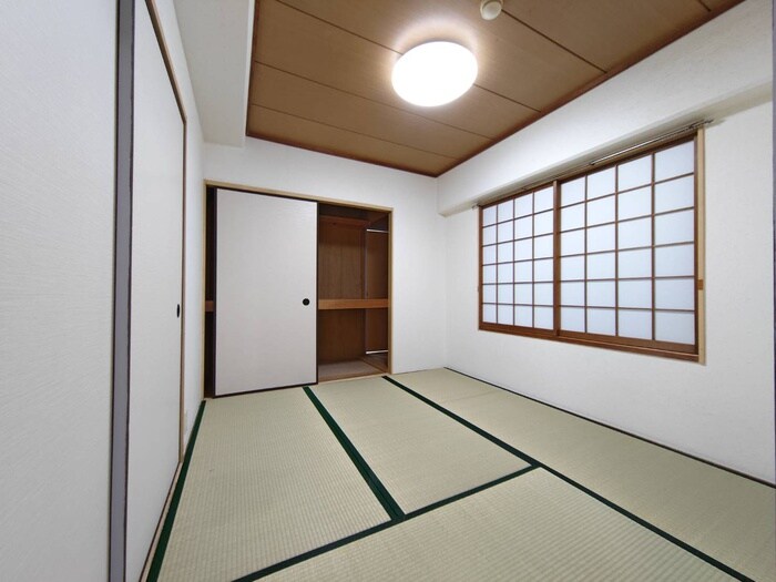 物件内観写真9　(居室)