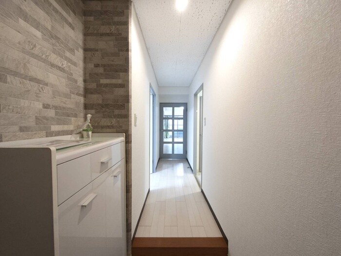 物件内観写真19　(廊下)