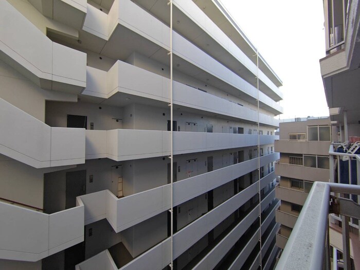 物件内観写真22　(室内からの展望)