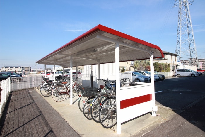 物件外観写真3　(駐輪場)