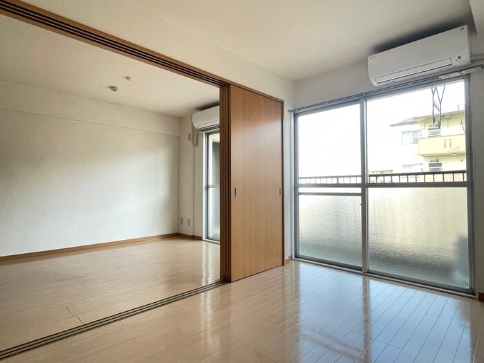 物件内観写真17　(居室)