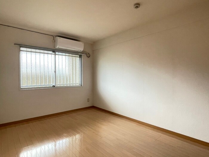 物件内観写真18　(居室)