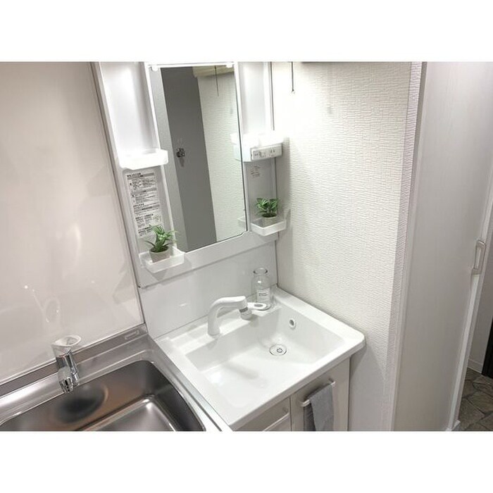 物件内観写真10　(洗面)