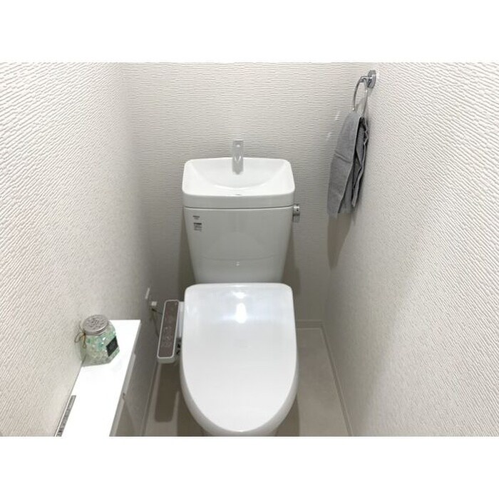 物件内観写真12　(トイレ)